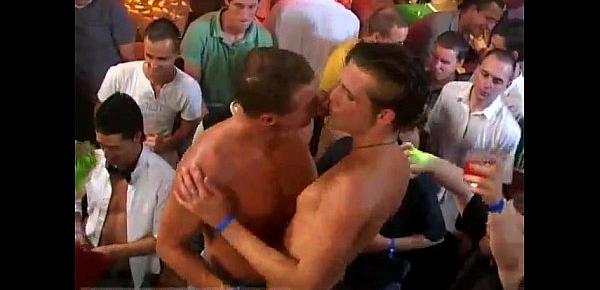  Guys wanking in groups and anal sex of black gays after a party You